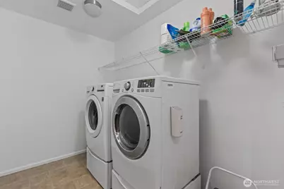 2055 S 263rd Street, Des Moines, WA 98198 - Photo 22