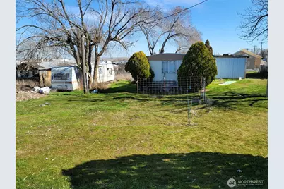 217 S Oak Avenue, Warden, WA 98857 - Photo 6