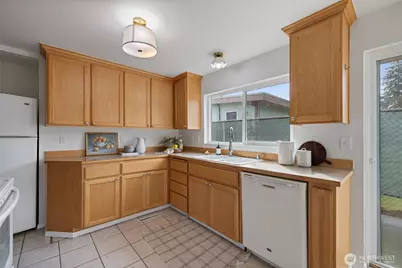 4917 N Vassault Street, Tacoma, WA 98407 - Photo 10
