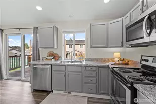 8719 204th St Ct E, Spanaway, WA 98387 - Photo 10