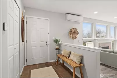 2325 Harbor Avenue SW #B1, Seattle, WA 98126 - Photo 6