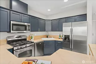 2325 Harbor Ave SW, Seattle, WA 98126 - Photo 14