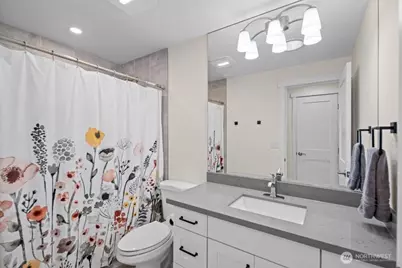 712 Alder Street, Edmonds, WA 98020 - Photo 24