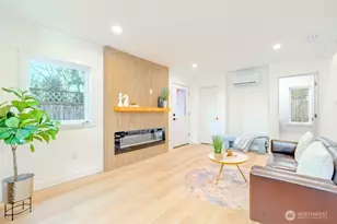 1518 NE 106th St, Seattle, WA 98125 - Photo 4