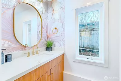 1518 NE 106th Street, Seattle, WA 98125 - Photo 14