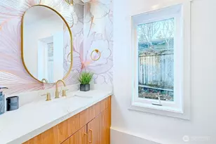 1518 NE 106th St, Seattle, WA 98125 - Photo 14