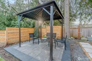 1518 NE 106th St, Seattle, WA 98125 - Photo 22