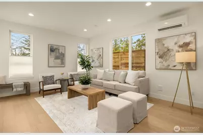 5204 Sand Point Way NE, Seattle, WA 98105 - Photo 2