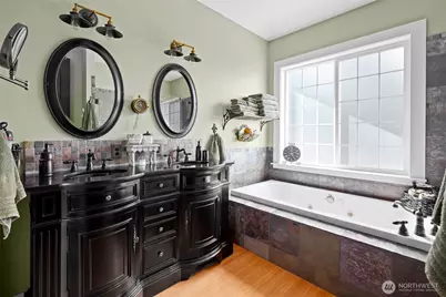 11733 Hummingbird Lane, Anacortes, WA 98221 - Photo 14