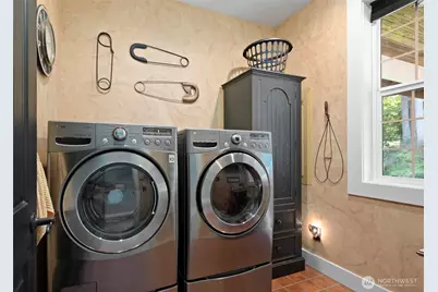 11733 Hummingbird Lane, Anacortes, WA 98221 - Photo 18