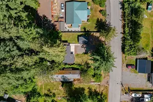 8471 Golden Valley Dr, Maple Falls, WA 98266 - Photo 2