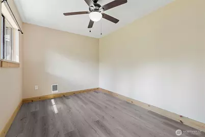 8471 Golden Valley Drive, Maple Falls, WA 98266 - Photo 30