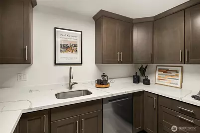 11114 NE 125th Lane #G227, Kirkland, WA 98034 - Photo 8