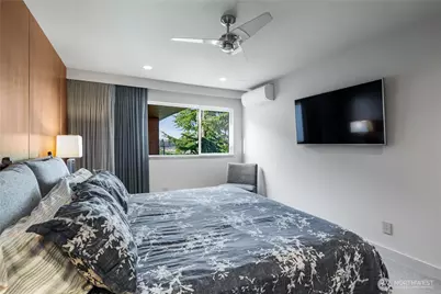 2501 Canterbury Lane E #410, Seattle, WA 98112 - Photo 20