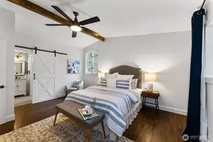 8205 NE Blakely Ct W, Bainbridge Island, WA 98110 - Photo 20