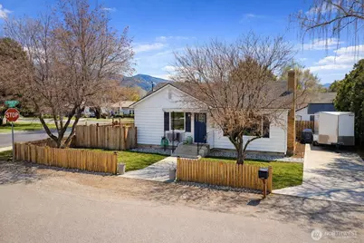 505 N Markeson Street, Chelan, WA 98816 - Photo 2