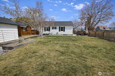 505 N Markeson Street, Chelan, WA 98816 - Photo 20