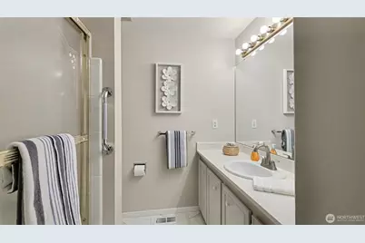 14121 SE Fairwood Boulevard, Renton, WA 98058 - Photo 16