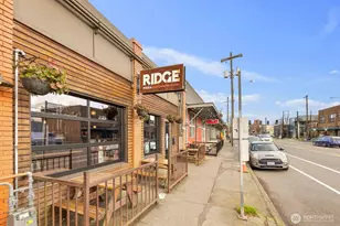 7116 Greenwood Ave N, Seattle, WA 98103 - Photo 20