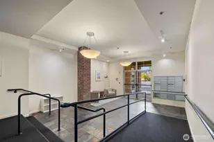 7116 Greenwood Ave N, Seattle, WA 98103 - Photo 2