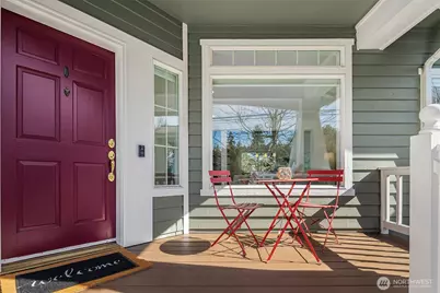 10024 124th Avenue NE, Kirkland, WA 98033 - Photo 2