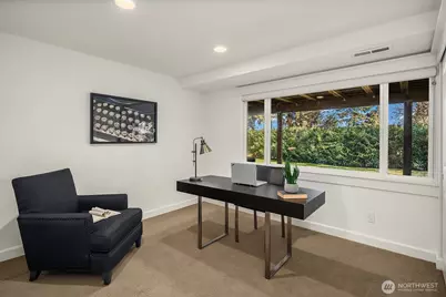 2650 79th Avenue NE, Medina, WA 98039 - Photo 32