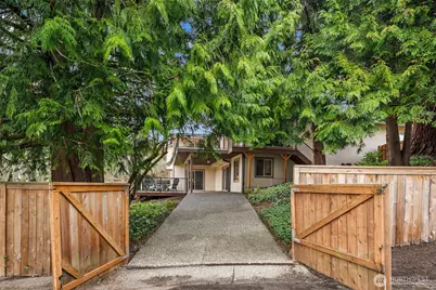 2105 135th Place SE, Bellevue, WA 98005 - Photo 36