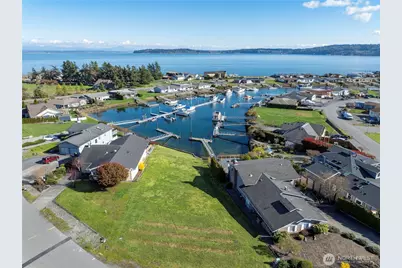 2271 Mariner Beach Drive, Oak Harbor, WA 98277 - Photo 4