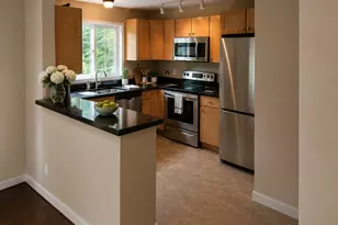 10605 SE 261st Pl, Kent, WA 98030 - Photo 6
