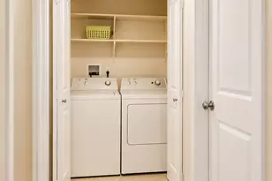 10605 SE 261st Pl, Kent, WA 98030 - Photo 16