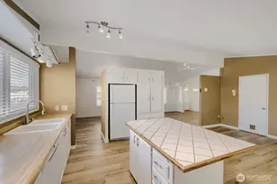 3611 I St NE, Auburn, WA 98002 - Photo 12