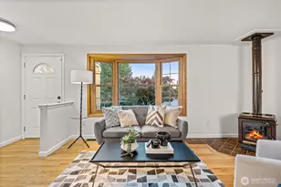 1313 228th Pl SW, Bothell, WA 98021 - Photo 2