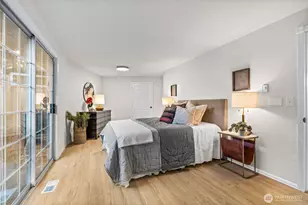 1313 228th Pl SW, Bothell, WA 98021 - Photo 8