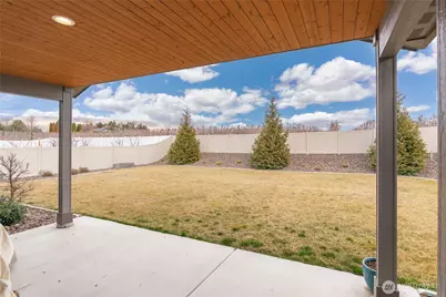 755 S Perry Avenue, East Wenatchee, WA 98802 - Photo 32