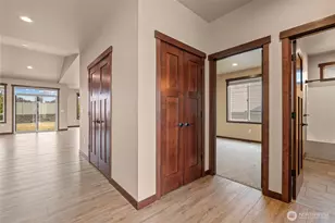 755 S Perry Ave, East Wenatchee, WA 98802 - Photo 22