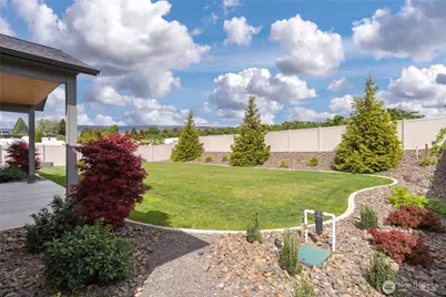 755 S Perry Avenue, East Wenatchee, WA 98802 - Photo 12