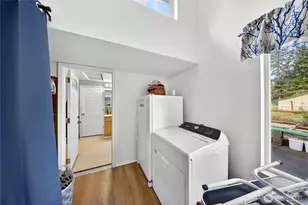 815 Hazzle Ct, Coupeville, WA 98239 - Photo 16