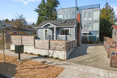 940 N 89th Street, Seattle, WA 98103 - Photo 1