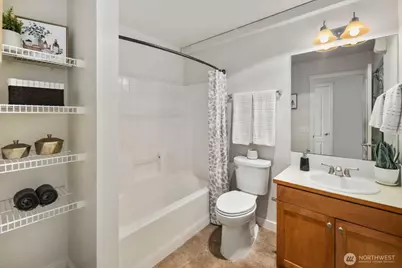 202 24th Avenue E #6, Seattle, WA 98112 - Photo 20