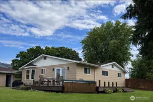 1127 Central Ave, Oroville, WA 98844 - Photo 4