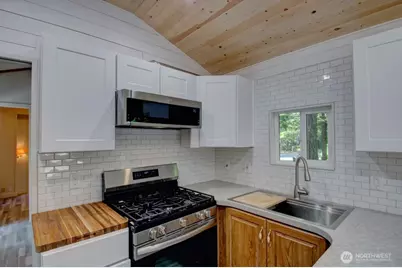 92 Riverside Drive, Deming, WA 98244 - Photo 14