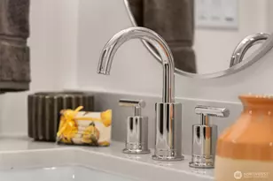 113 24th Ave E, Seattle, WA 98112 - Photo 24