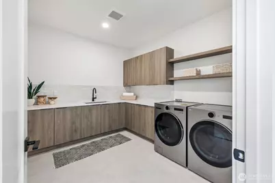 10204 NE 43rd Street, Kirkland, WA 98033 - Photo 24