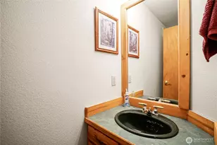 180 Chamonix Pl, Snoqualmie Pass, WA 98068 - Photo 22