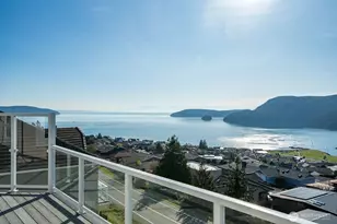 2402 Highland Dr, Anacortes, WA 98221 - Photo 12