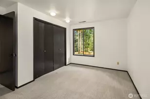 22223 NE 82nd Pl, Redmond, WA 98053 - Photo 28