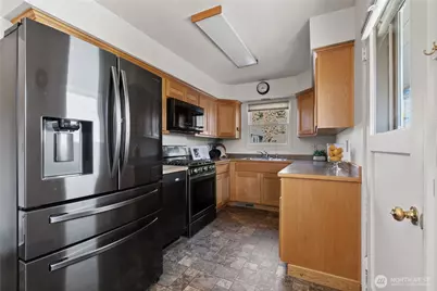 423 N Washington Avenue, Arlington, WA 98223 - Photo 16