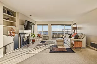 601 W Mercer Pl, Seattle, WA 98119 - Photo 6