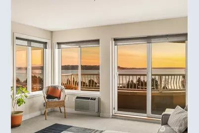 601 W Mercer Place #301, Seattle, WA 98119 - Photo 12