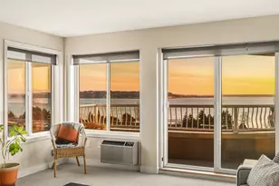 601 W Mercer Pl, Seattle, WA 98119 - Photo 12